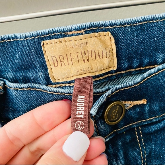 DRIFTWOOD Classic Fit Audrey Denim Jeans Blue Sz 26 - Picture 5 of 10